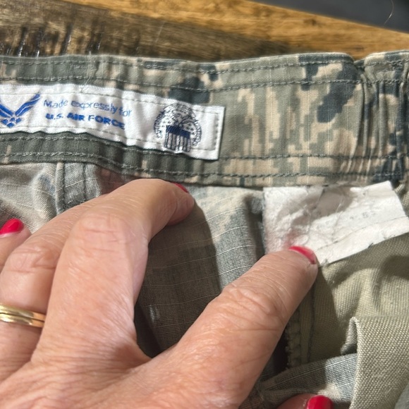 US Air Force USAF Mens Utility Digital Camo Trousers Green - Picture 3 of 8